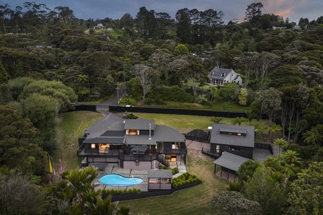 Photo of property in 19 Cochran Road, Oratia, Auckland, 0604