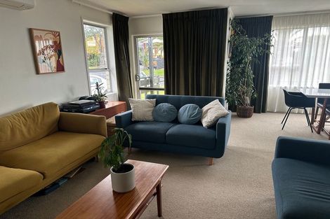 Photo of property in 19 Taitua Drive, Te Atatu South, Auckland, 0610