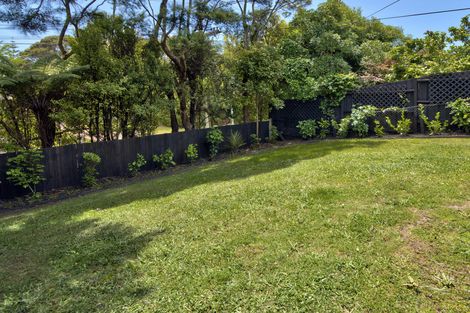 Photo of property in 30 Atkinson Road, Titirangi, Auckland, 0604