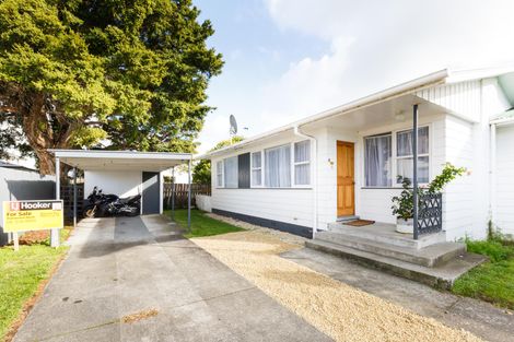 Photo of property in 35 Oram Drive, Turitea, Palmerston North, 4472