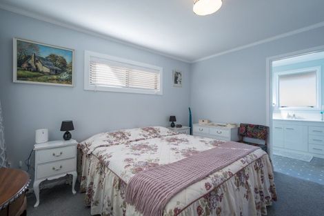 Photo of property in 1 Inglis Street, Motueka, 7120