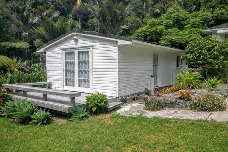 Photo of property in 31 Valley Road, Titirangi, Auckland, 0604