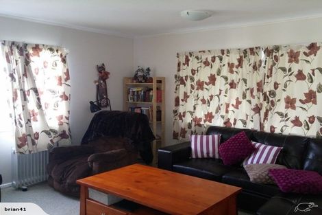 Photo of property in 32 Pembroke Road, Northland, Wellington, 6012