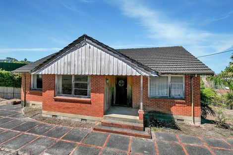 Photo of property in 28 Parr Terrace, Castor Bay, Auckland, 0620