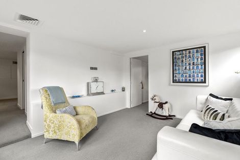 Photo of property in 1/467 Beach Road, Murrays Bay, Auckland, 0630