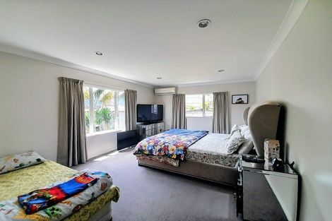 Photo of property in 10 Muirlea Drive, Flat Bush, Auckland, 2016