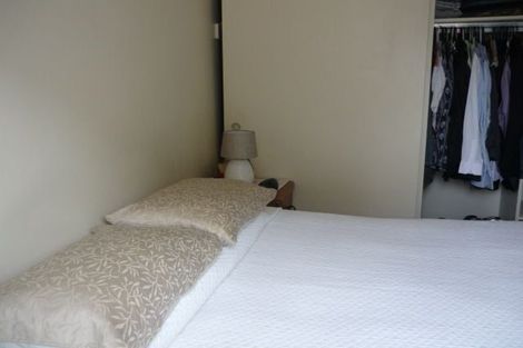 Photo of property in 1610a Great North Road, Waterview, Auckland, 1026