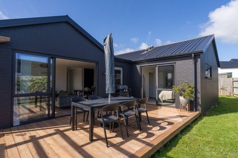 Photo of property in 16 Tunarau Street, Raglan, 3225