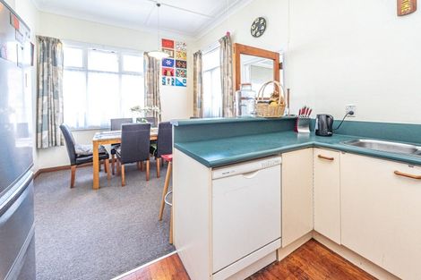 Photo of property in 1 Parkes Avenue, Saint Johns Hill, Whanganui, 4501