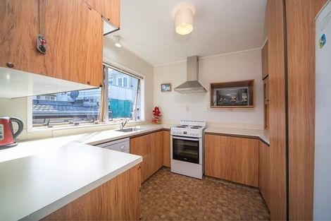 Photo of property in 6 Sunnylaw Place, Glen Eden, Auckland, 0602