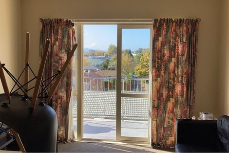 Photo of property in 7c Scotland Place, Hillcrest, Hamilton, 3216