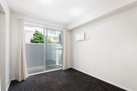 Photo of property in 35 Karo Drive, Te Aro, Wellington, 6011
