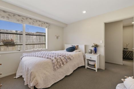 Photo of property in 5a Simmonds Grove, Greerton, Tauranga, 3112