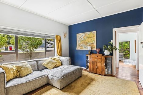 Photo of property in 47 Bluegum Road, Paraparaumu Beach, Paraparaumu, 5032