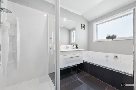 Photo of property in 12 Gardner Place, Otaki, 5512