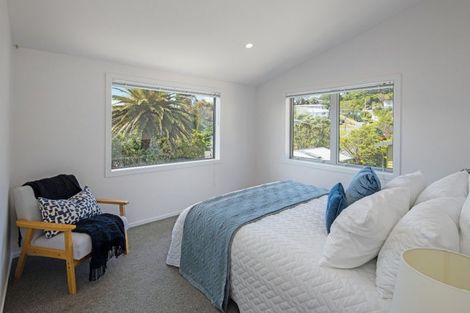 Photo of property in 8/61 Black Rock Road, Newlands, Wellington, 6037