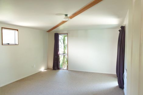 Photo of property in 7a Green Lane, Helensville, 0800
