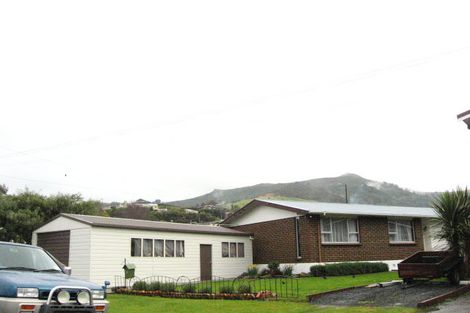 Photo of property in 5 Blackman Avenue, Sawyers Bay, Port Chalmers, 9023