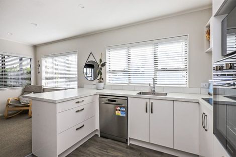 Photo of property in 1/24 King Street, Taradale, Napier, 4112