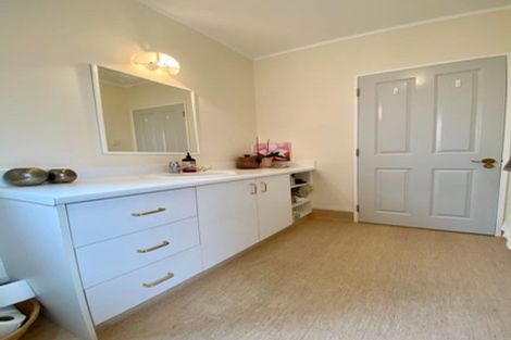 Photo of property in 39b Saint Albans Avenue, Hokowhitu, Palmerston North, 4410