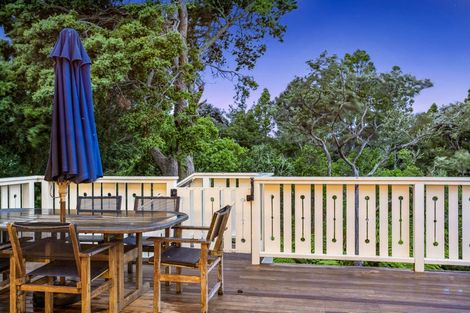 Photo of property in 40 Rangatira Road, Birkenhead, Auckland, 0626