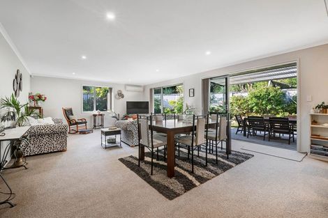 Photo of property in 11 Riverleigh Drive, Snells Beach, 0920