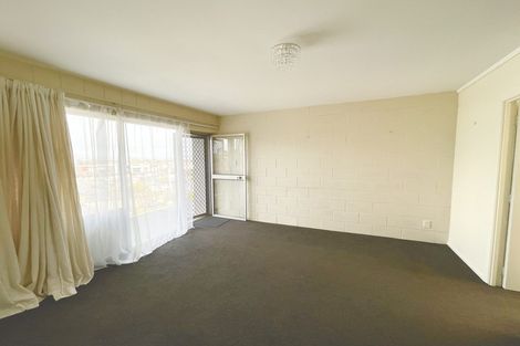 Photo of property in 3n Mountain Road, Mount Wellington, Auckland, 1060