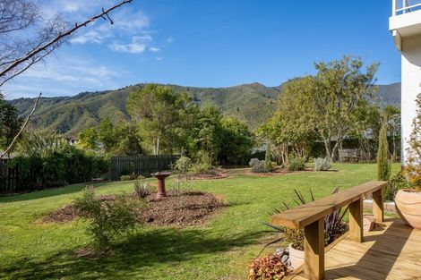 Photo of property in 31a Ranui Street, Waikawa, Picton, 7220