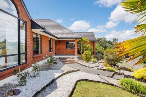 Photo of property in 54 Cashmere Drive, Fitzherbert, Palmerston North, 4410