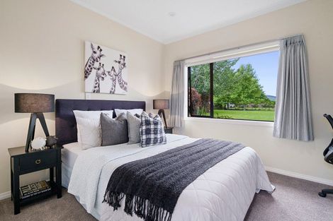 Photo of property in 2/218 Thornton Road, Cambridge, 3434