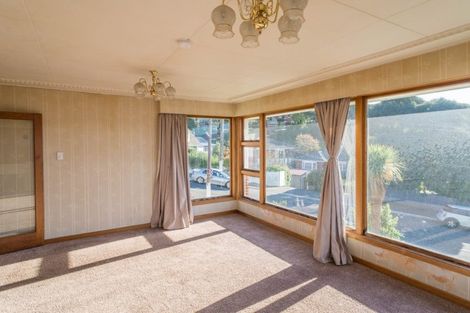 Photo of property in 15 Middleton Road, Kew, Dunedin, 9012