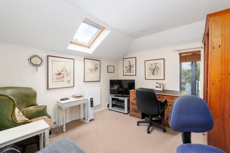 Photo of property in 56 Hawkesbury Avenue, St Albans, Christchurch, 8014