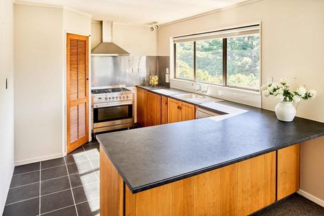 Photo of property in 38 Exploration Way, Whitby, Porirua, 5024