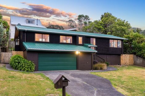 Photo of property in 8 Chardon Place, Henderson, Auckland, 0612