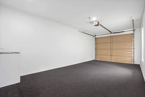 Photo of property in 1/17 Charlenne Close, Ranui, Auckland, 0612