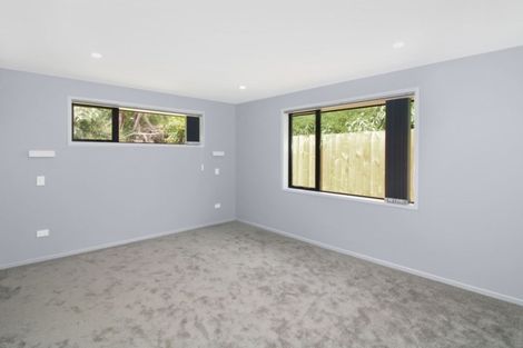 Photo of property in 2 Frederick Place, Whalers Gate, New Plymouth, 4310