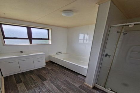 Photo of property in 28 Chapman Place, Fairy Springs, Rotorua, 3015