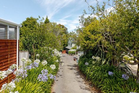 Photo of property in 8a Williams Terrace, Fitzherbert, Palmerston North, 4410