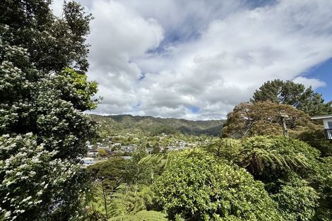Photo of property in 17 Amundsen Grove, Stokes Valley, Lower Hutt, 5019