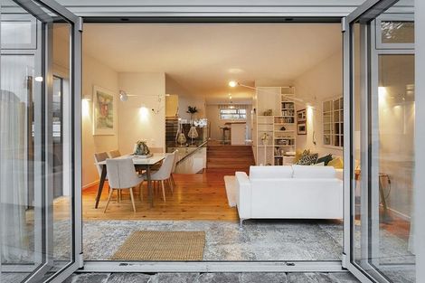 Photo of property in 42 Harley Close, Hauraki, Auckland, 0622