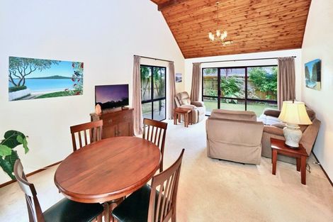 Photo of property in 19 Randell Place, Te Puke, 3119