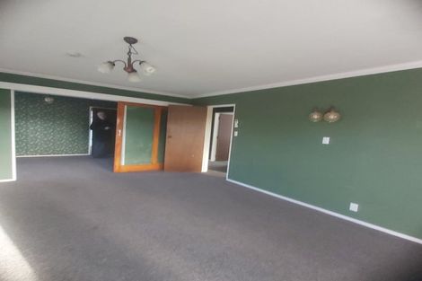 Photo of property in 96a Waiwhetu Road, Waterloo, Lower Hutt, 5011