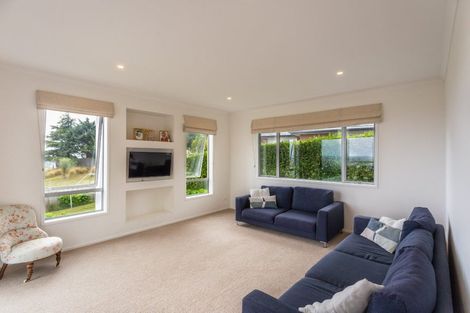 Photo of property in 5 Dove Grove, Westmorland, Christchurch, 8025