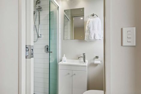 Photo of property in Onslow Heights, 17e Onslow Road, Khandallah, Wellington, 6035