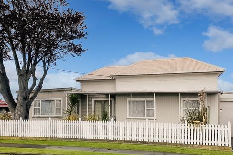 Photo of property in 104 Glasgow Street, Whanganui, 4500