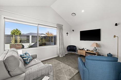 Photo of property in 143 Arataki Road, Havelock North, 4130