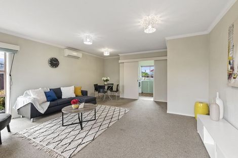 Photo of property in 2/149 Astley Avenue, New Lynn, Auckland, 0600