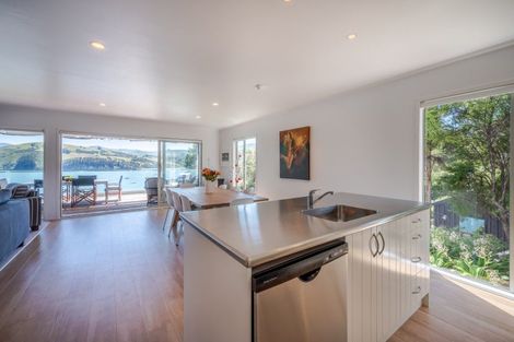 Photo of property in 18 Hempleman Drive, Akaroa, 7520