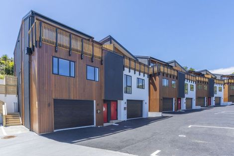 Photo of property in 5 Stockden Place, Karori, Wellington, 6012