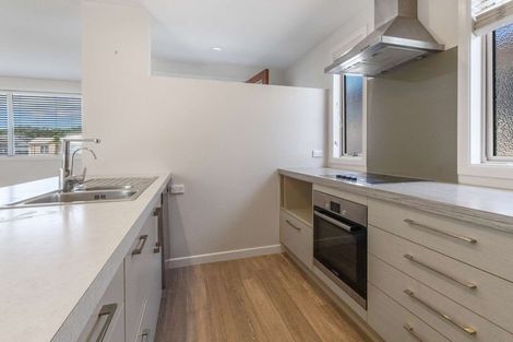 Photo of property in 28 Scoria Close, Pyes Pa, Tauranga, 3112